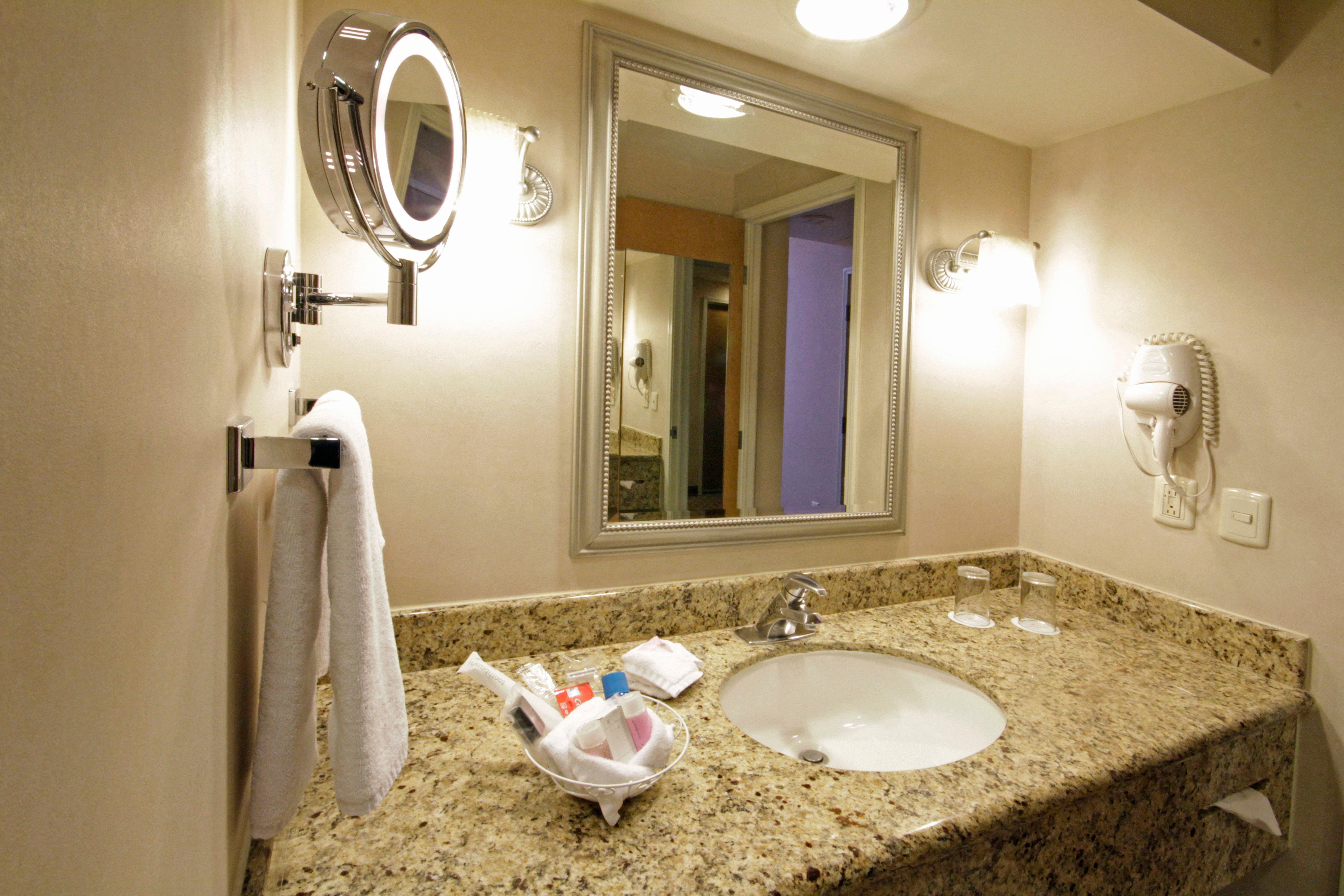 Hotel Crowne Plaza Torreon By Ihg Extérieur photo