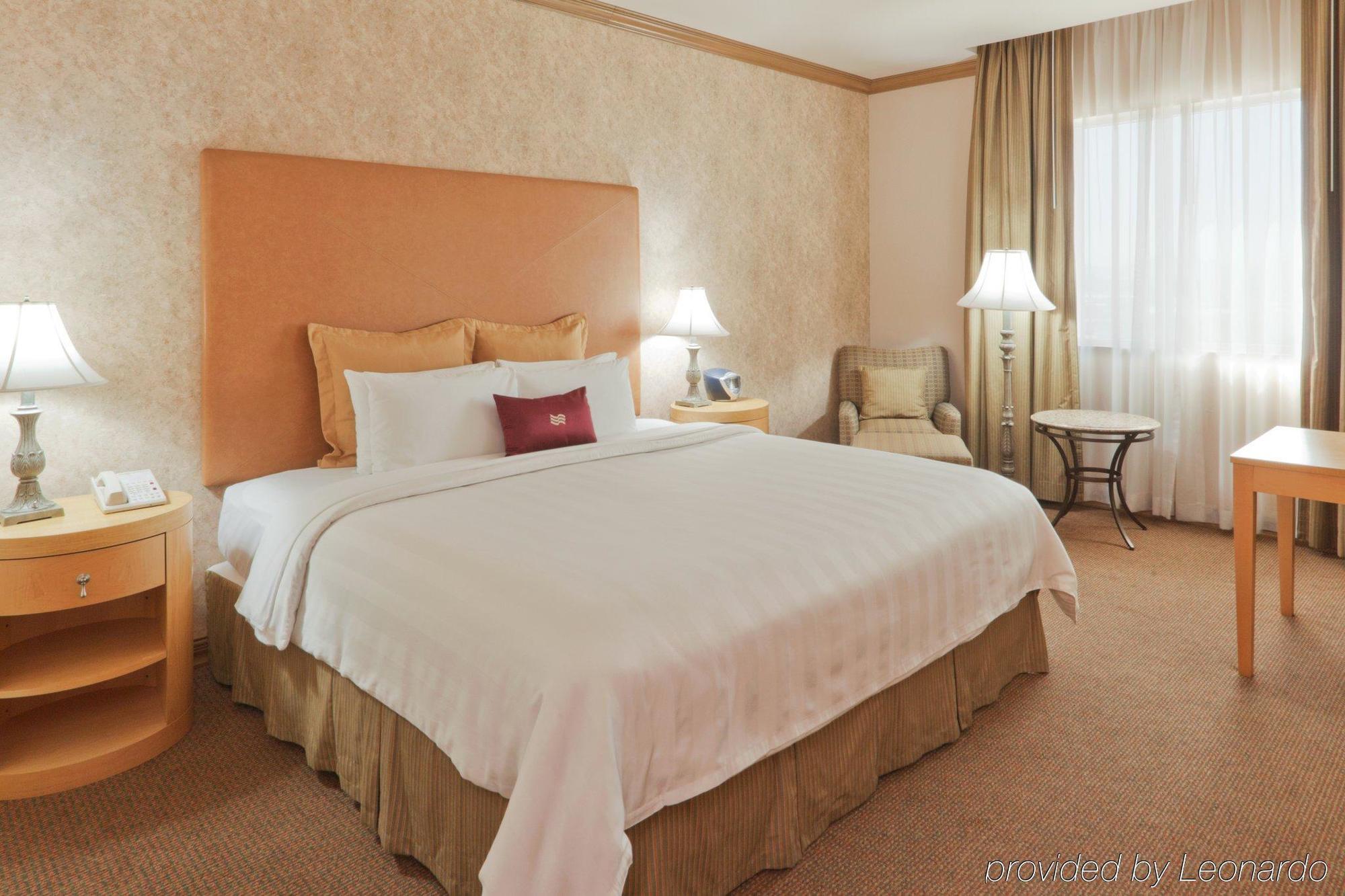 Hotel Crowne Plaza Torreon By Ihg Chambre photo